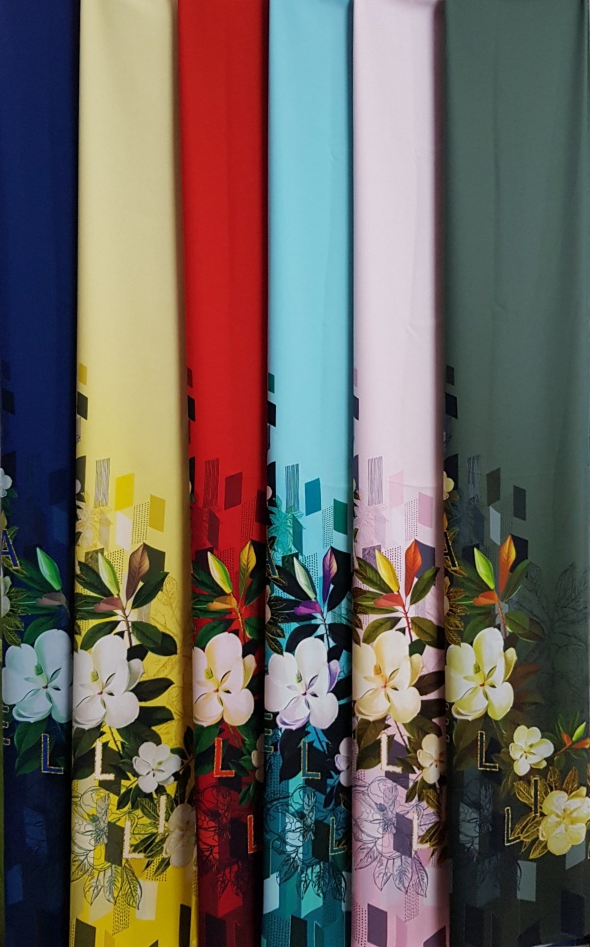 Made-to-measure ao dai by Mark&Vy using high quality, Thai Tuan fabric. Timeless, floral motif.