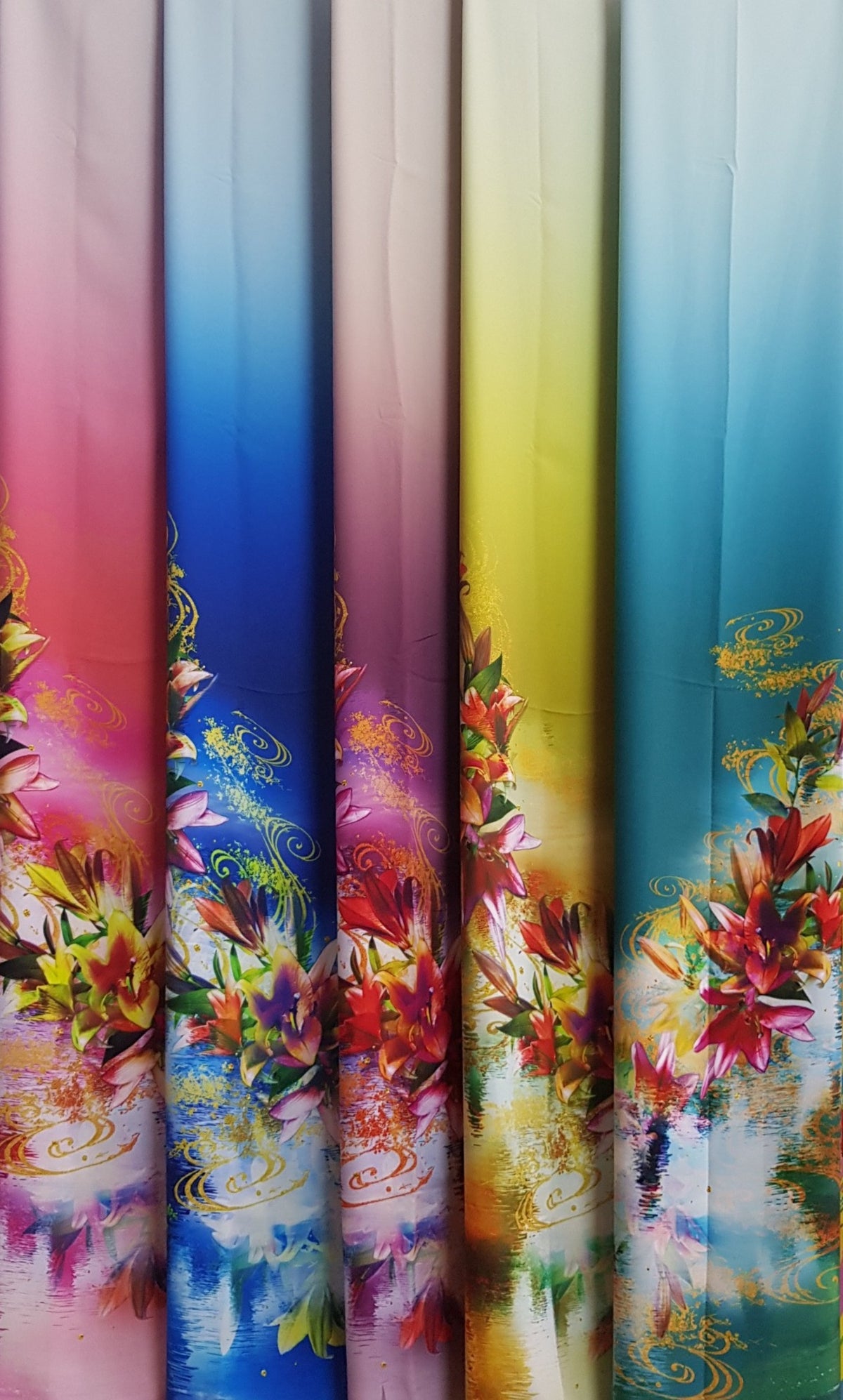 Made-to-measure ao dai by Mark&Vy using high quality, Thai Tuan fabric. Eye-catching yet elegant motif.