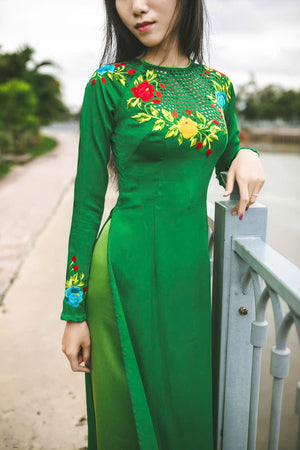 Green ao dai with beautiful embroidered floral design