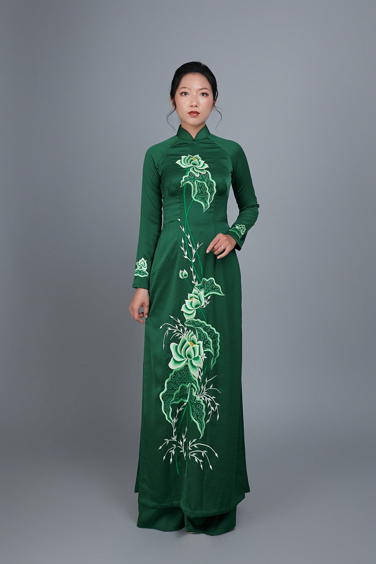 Women's ao dai dress Vietnamese traditional long dress. High quality g ...