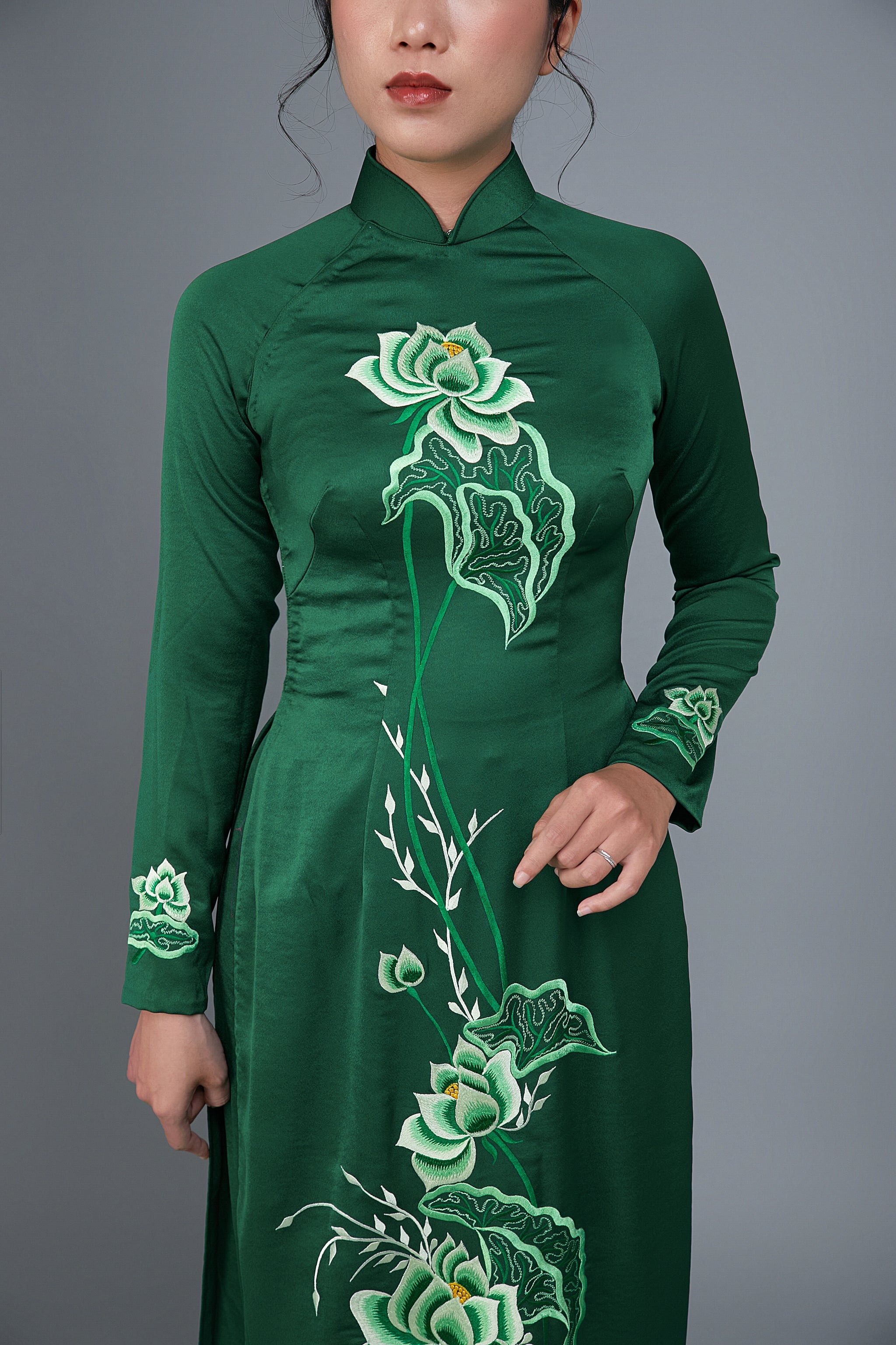 slim fit dress slacks Women's ao dai dress Vietnamese traditional long dress. High quality g