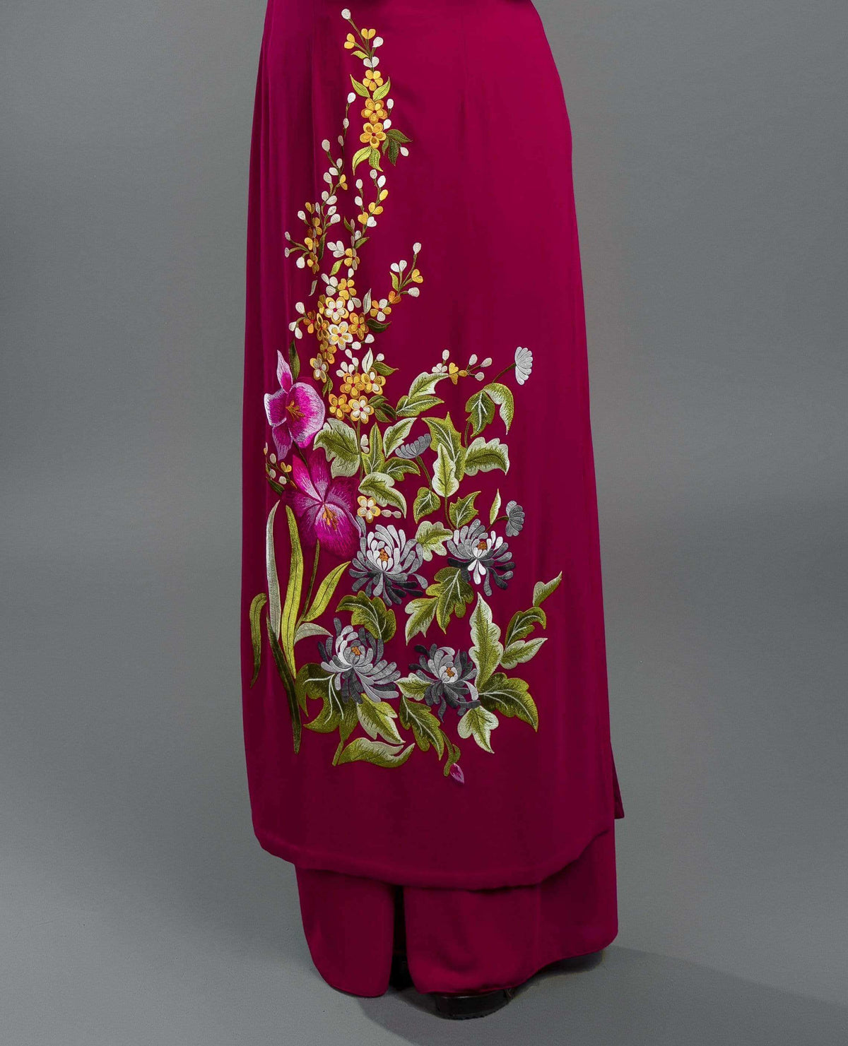 Mark&Vy Ao Dai ao dai dress Custom ao dai, Vietnamese traditional dress in burgundy silk with stunning embroidered floral motif. EMB003BURGUNDY