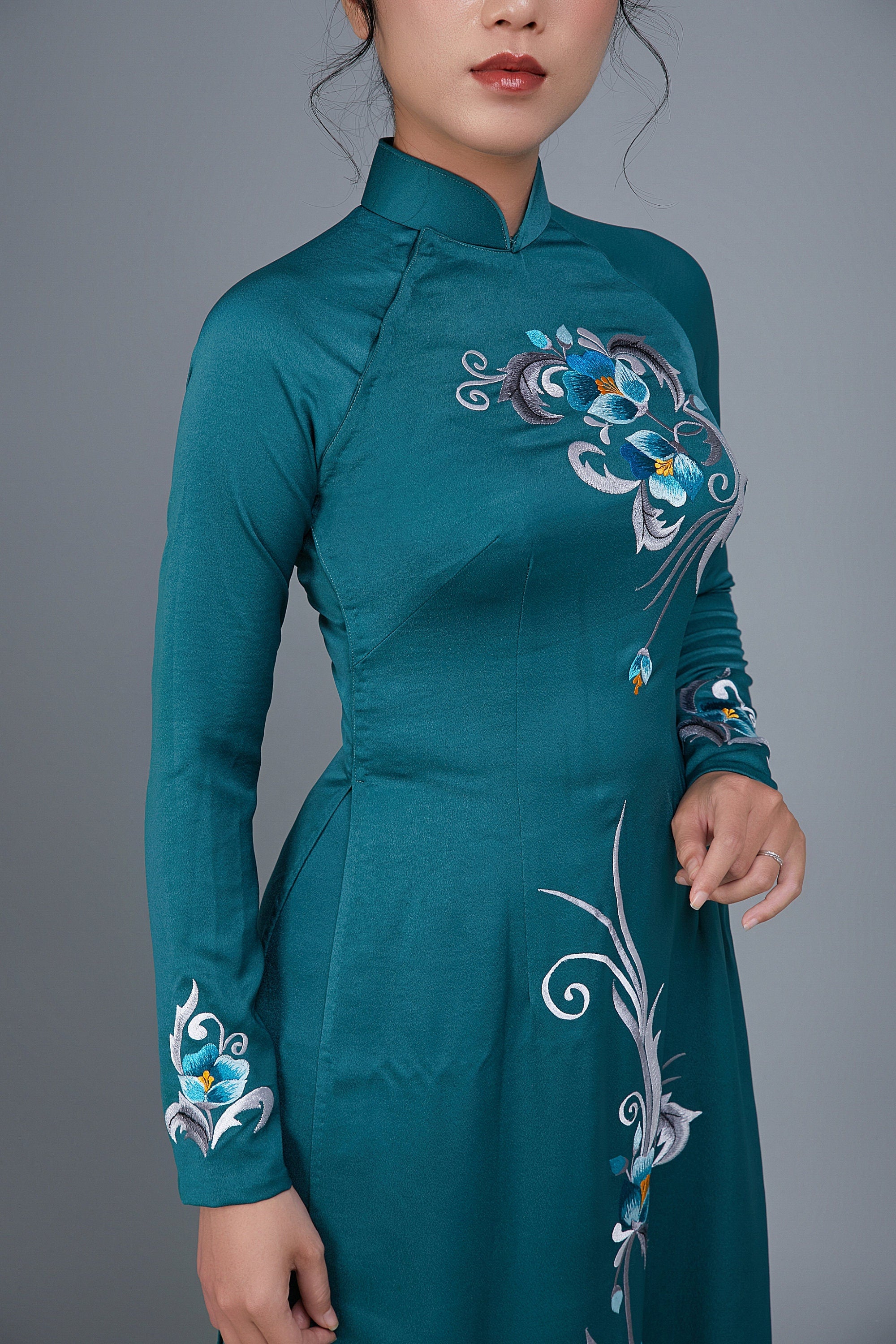 chinese dress ladies Elegant stand-up collar long sleeve waist pleated long dress – Negative  Apparel main image 1