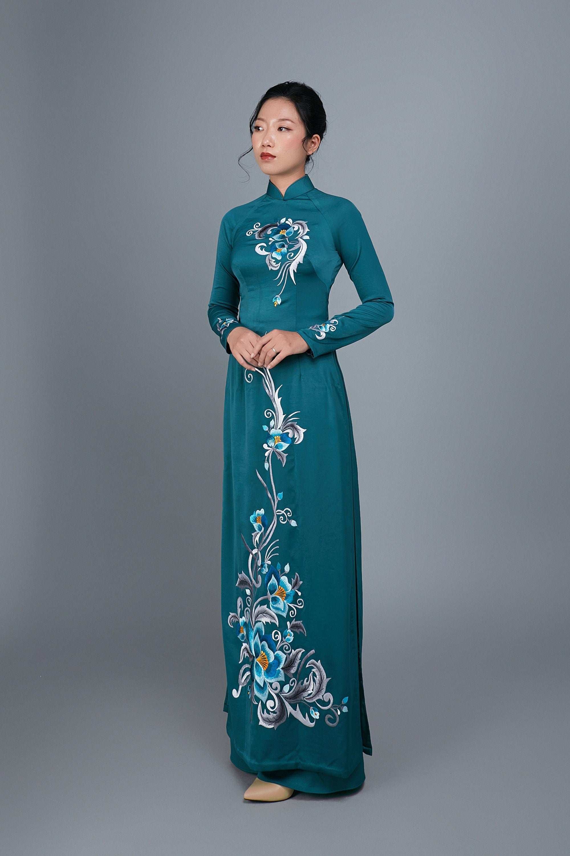 Women's ao dai dress Vietnamese traditional long dress. High quality t - Mark&Vy Ao Dai Women's ao dai dress Vietnamese traditional long dress. High quality t - Mark&Vy Ao Dai