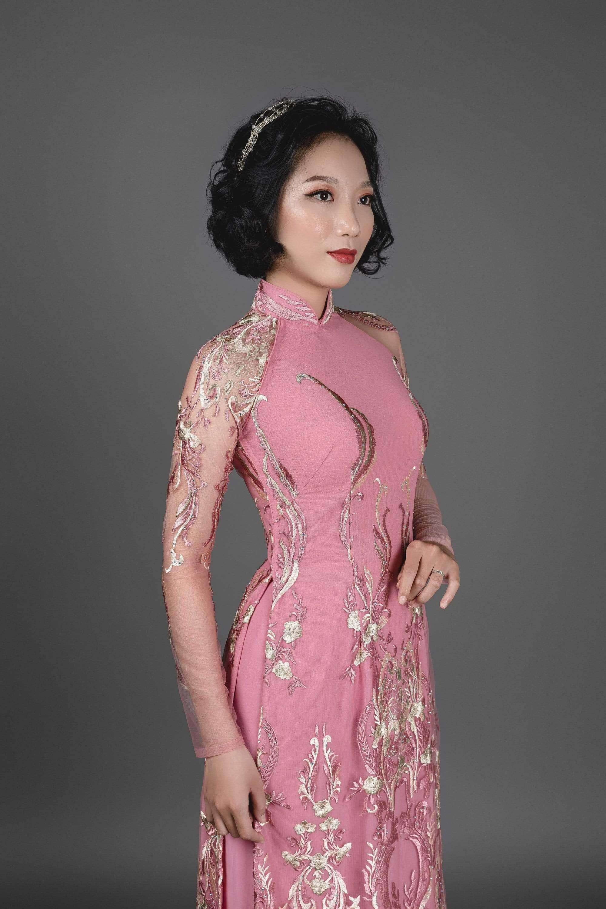 Only Sample US Size 4 - 30% Off - Vietnamese Ao Dai with pants